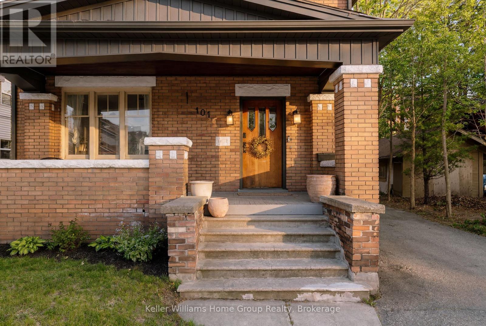 101 Park Street, Waterloo, Ontario  N2L 1Y3 - Photo 2 - X13223114
