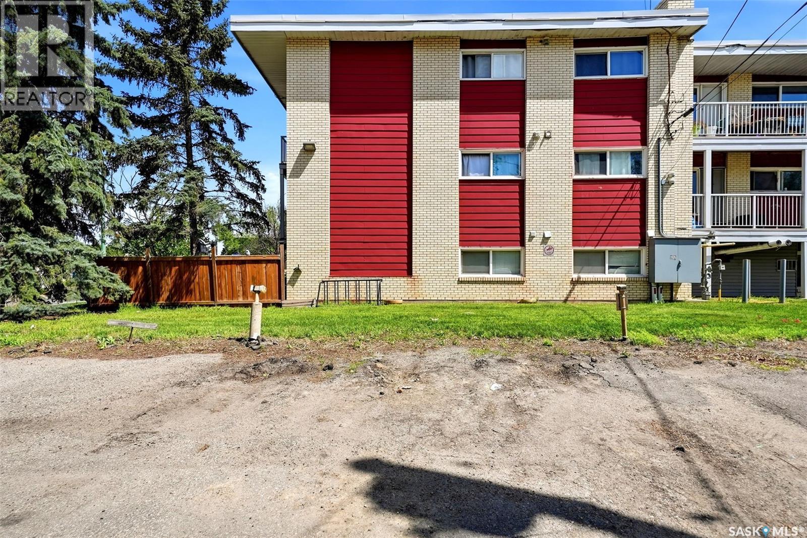 23 1811 8th Avenue N, Regina, Saskatchewan  S4R 0G5 - Photo 24 - SK037786