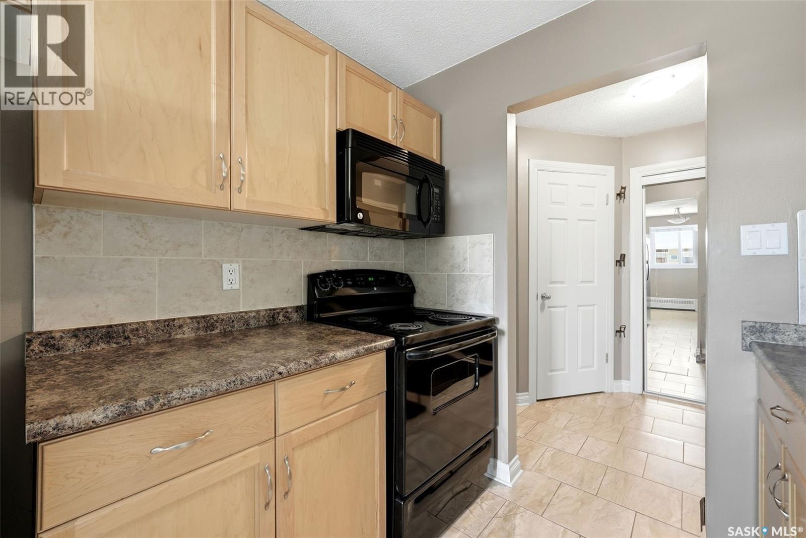 23 1811 8th Avenue N, Regina, Saskatchewan  S4R 0G5 - Photo 9 - SK037786