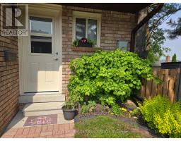 15 PHEASANT TRAIL, Barrie, Ontario