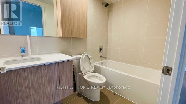 2402 - 10 Deerlick Court, Toronto, Ontario  M3A 0A7 - Photo 10 - C13223142