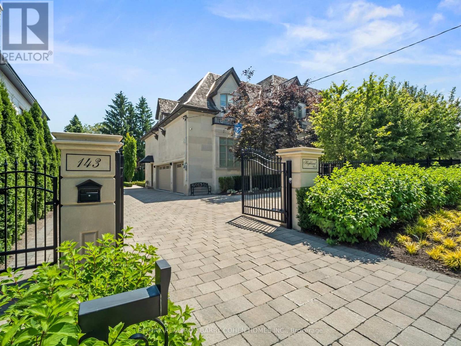 143 Highland Crescent, Toronto, Ontario  M2L 1H2 - Photo 1 - C13223160