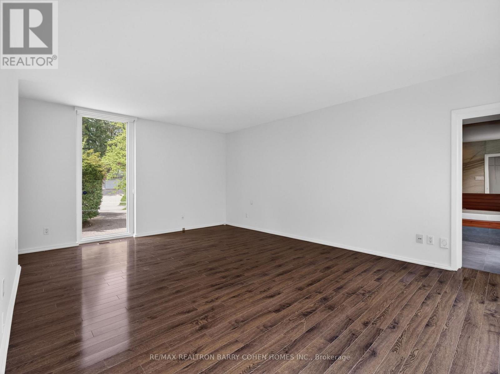21 Tudor Gate, Toronto, Ontario  M2L 1N3 - Photo 15 - C13223226