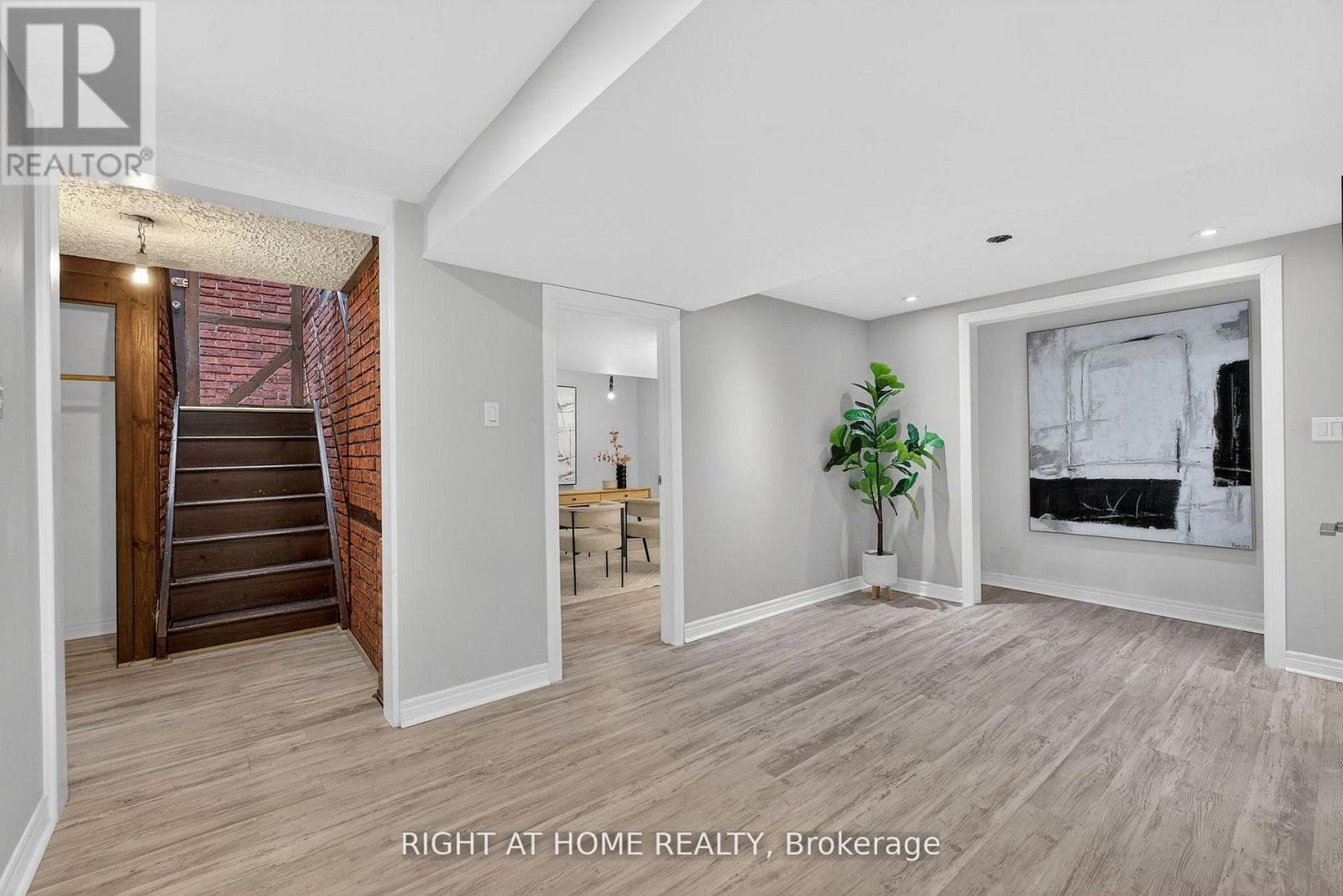 30 Ptarmigan Crescent, Toronto, Ontario  M3A 1W3 - Photo 5 - C13223248