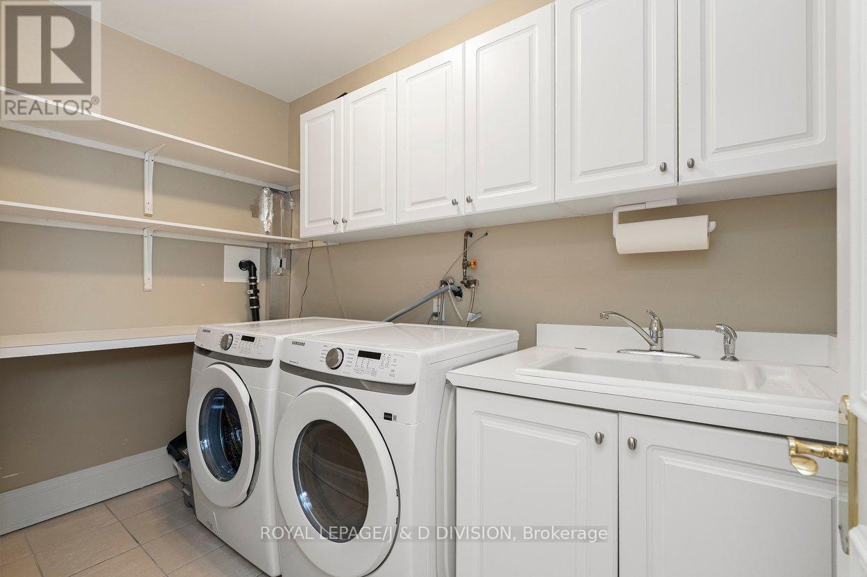 1022 Spadina Road, Toronto, Ontario  M5N 2M6 - Photo 42 - C13223266