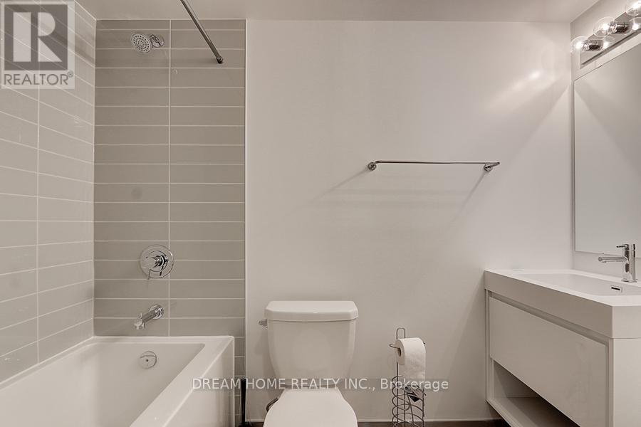3304 - 159 Wellesley Street E, Toronto, Ontario  M4W 3C7 - Photo 24 - C13223274