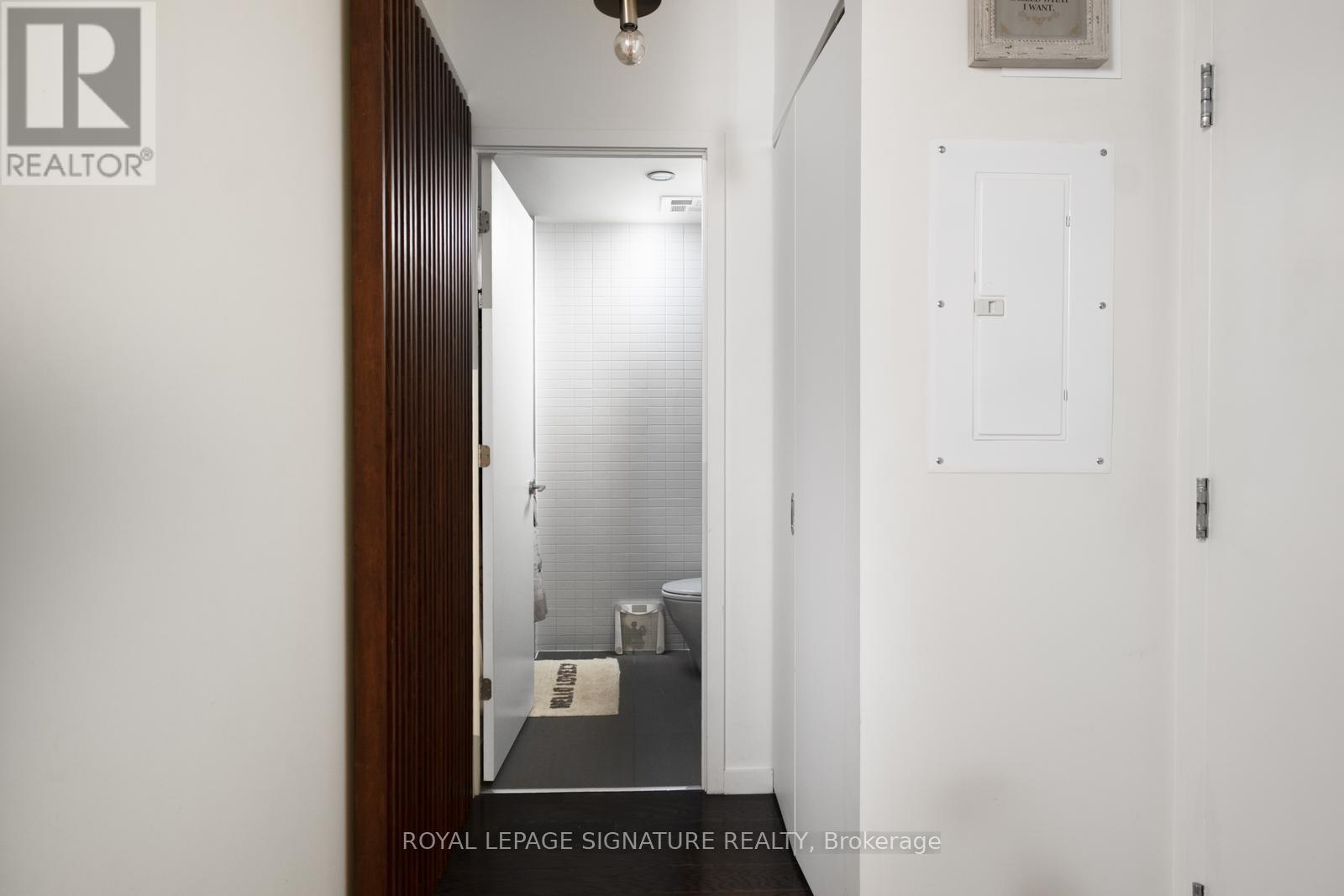 506 - 51 Trolley Crescent, Toronto, Ontario  M5A 0E9 - Photo 12 - C13223318