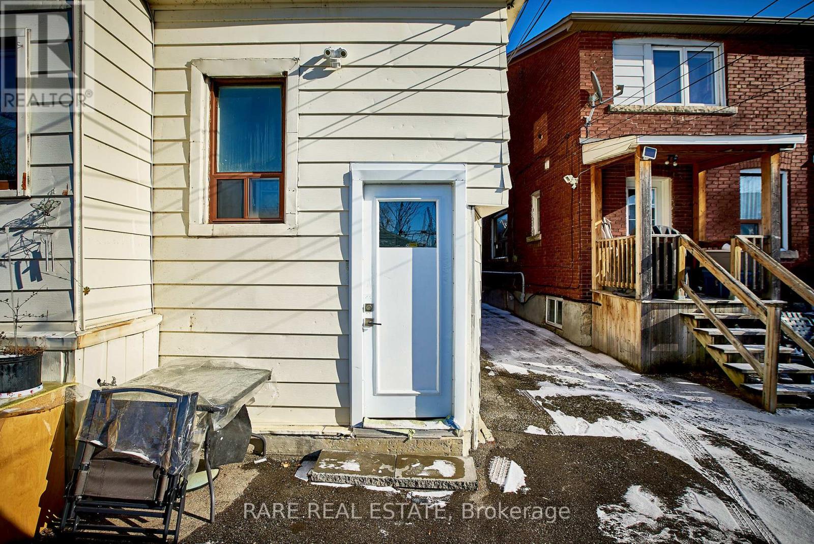 216 Oakwood Avenue, Toronto, Ontario  M6E 2V4 - Photo 29 - C13223378