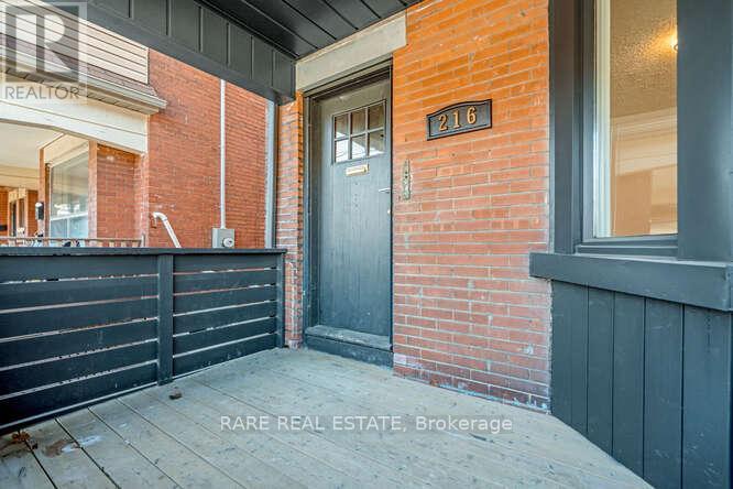 216 Oakwood Avenue, Toronto, Ontario  M6E 2V4 - Photo 3 - C13223378