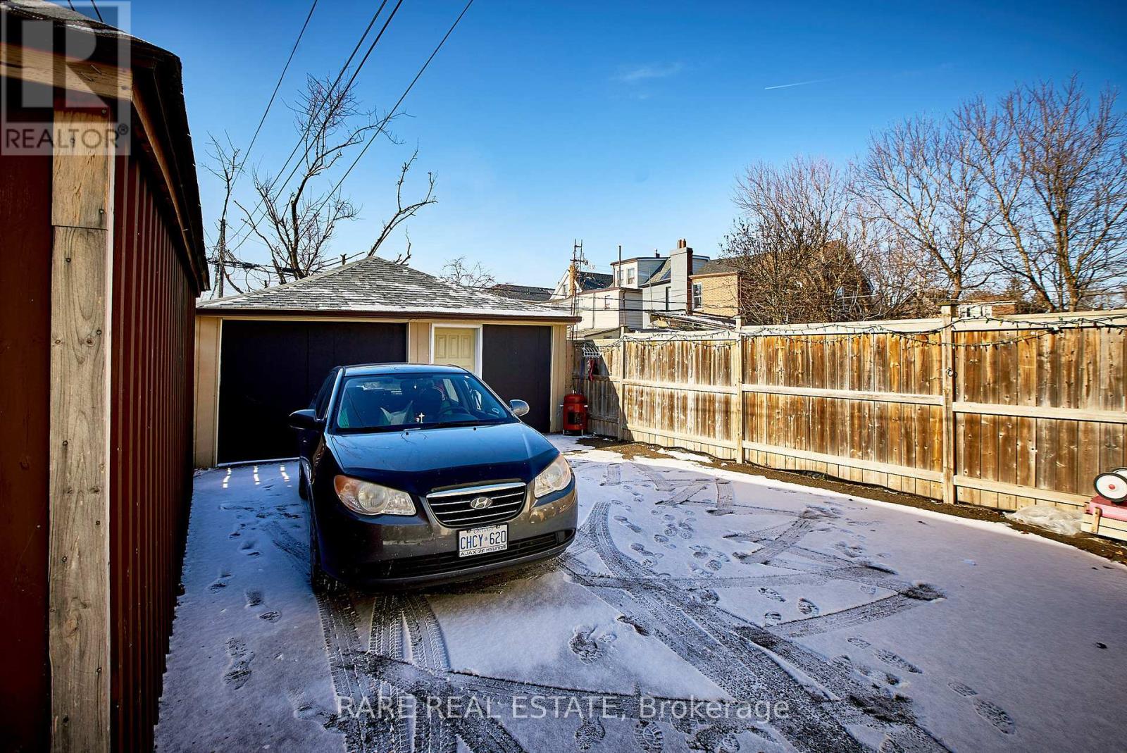 216 Oakwood Avenue, Toronto, Ontario  M6E 2V4 - Photo 31 - C13223378
