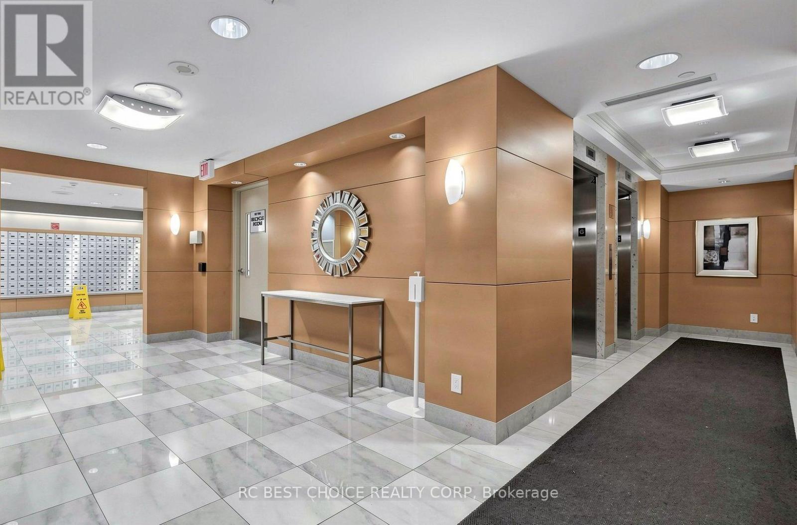 2902 - 4968 Yonge Street, Toronto, Ontario  M2N 7G9 - Photo 4 - C13223394