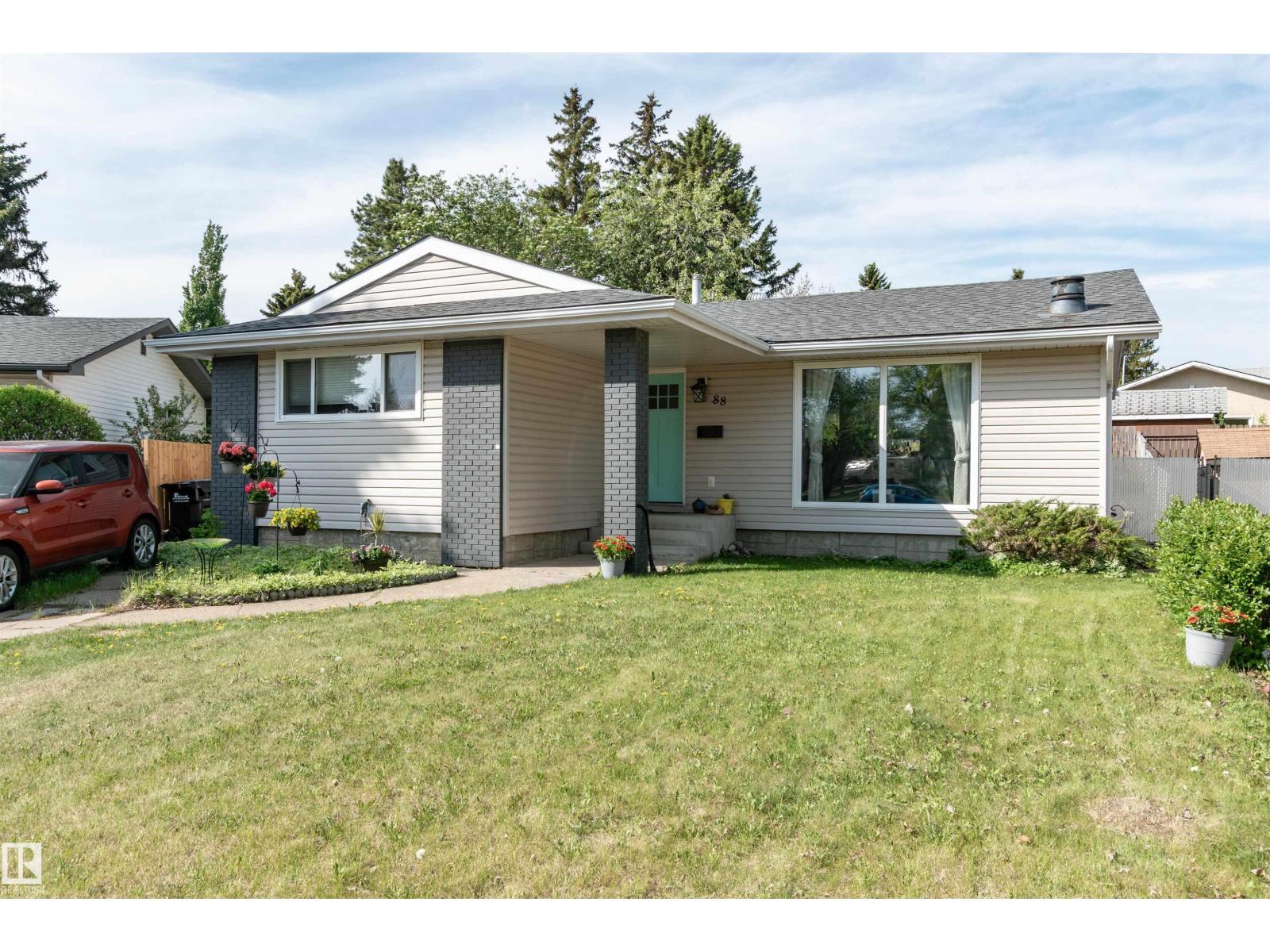 88 Circlewood Dr, Sherwood Park, Alberta  T8A 0K7 - Photo 1 - E4491125