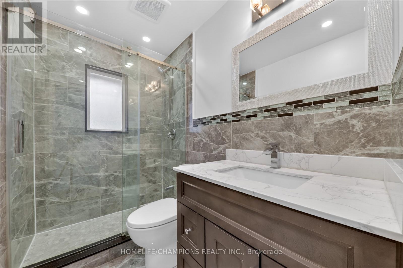 18 Bergen Road, Toronto, Ontario  M1P 1R9 - Photo 15 - E13223110