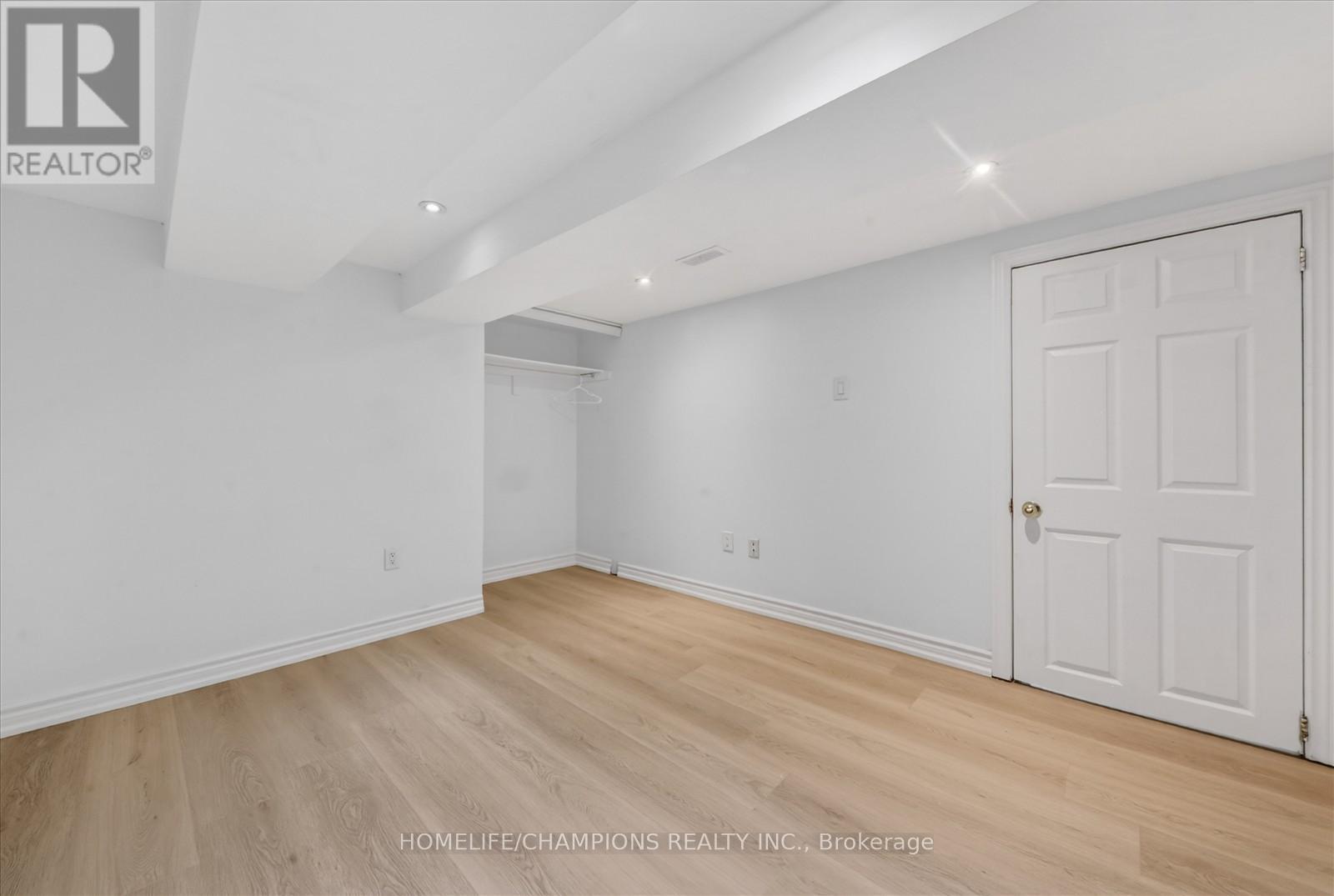18 Bergen Road, Toronto, Ontario  M1P 1R9 - Photo 27 - E13223110