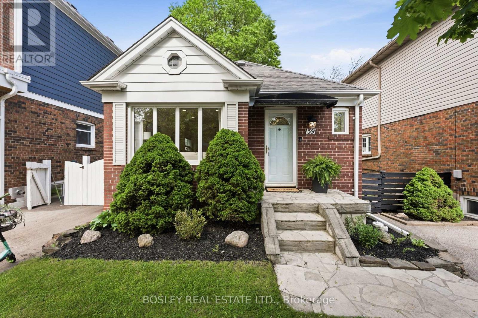 39 White Birch Rd, Toronto, Ontario  M1N 3A7 - Photo 1 - E13223176