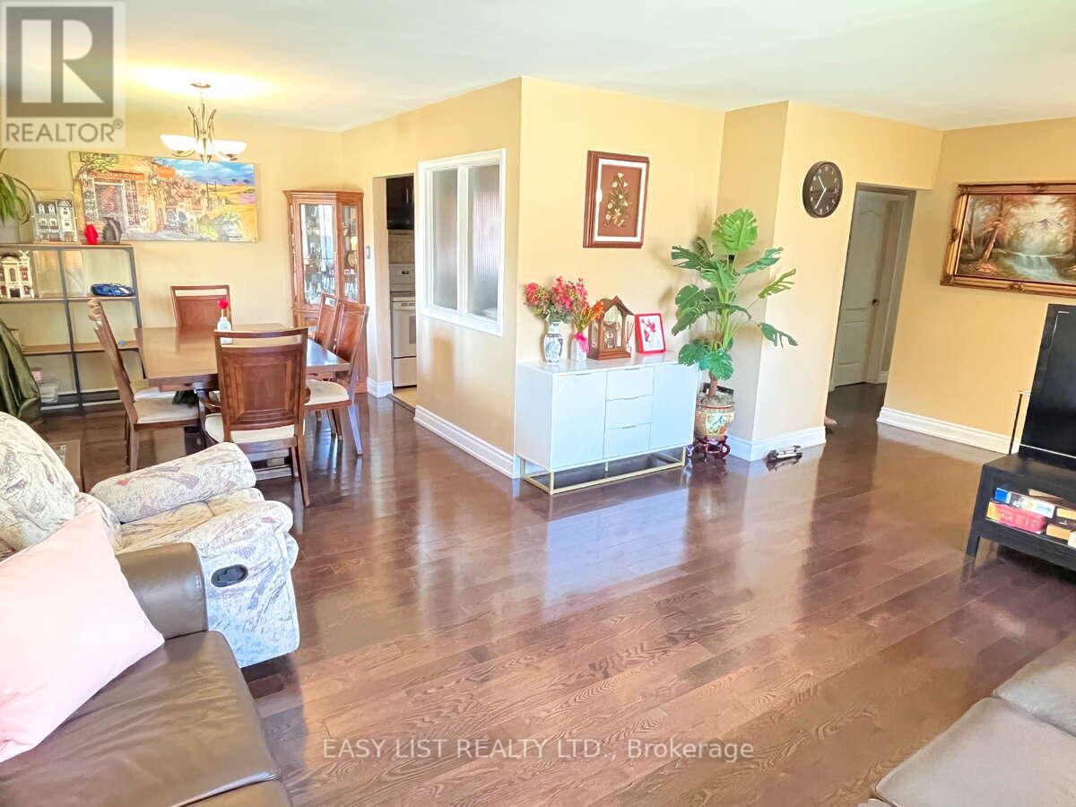 57 Kilbride Road, Toronto, Ontario  M1J 1X6 - Photo 8 - E13223206