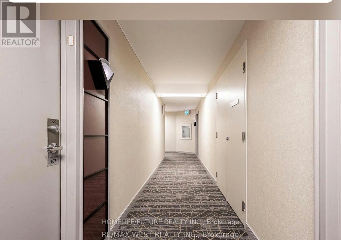 1519 - 88 Corporate Drive, Toronto, Ontario  M1H 3G6 - Photo 4 - E13223210