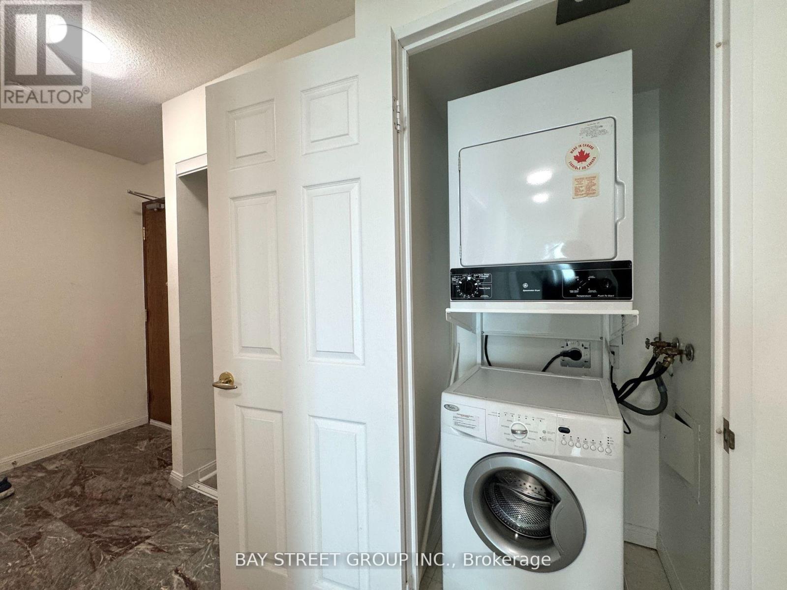 Ph206 - 1 Lee Centre Drive, Toronto, Ontario  M1H 3J2 - Photo 12 - E13223290