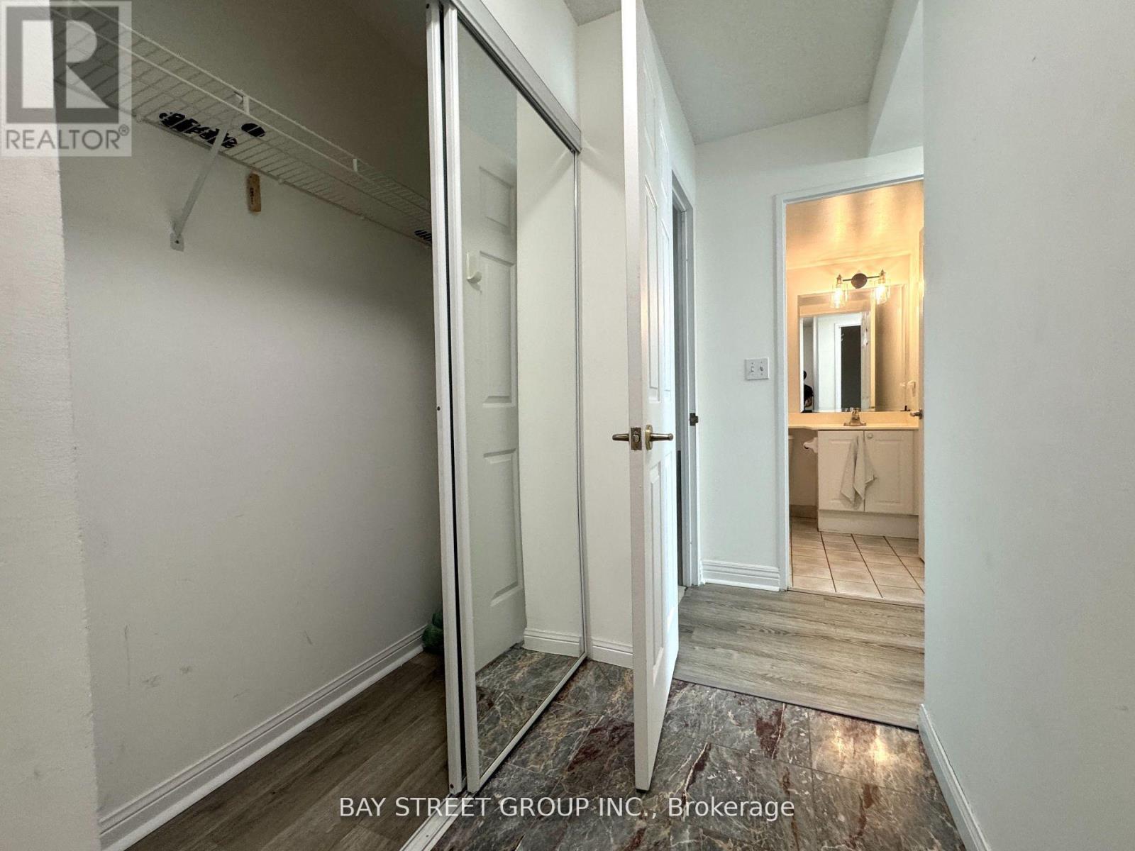 Ph206 - 1 Lee Centre Drive, Toronto, Ontario  M1H 3J2 - Photo 13 - E13223290
