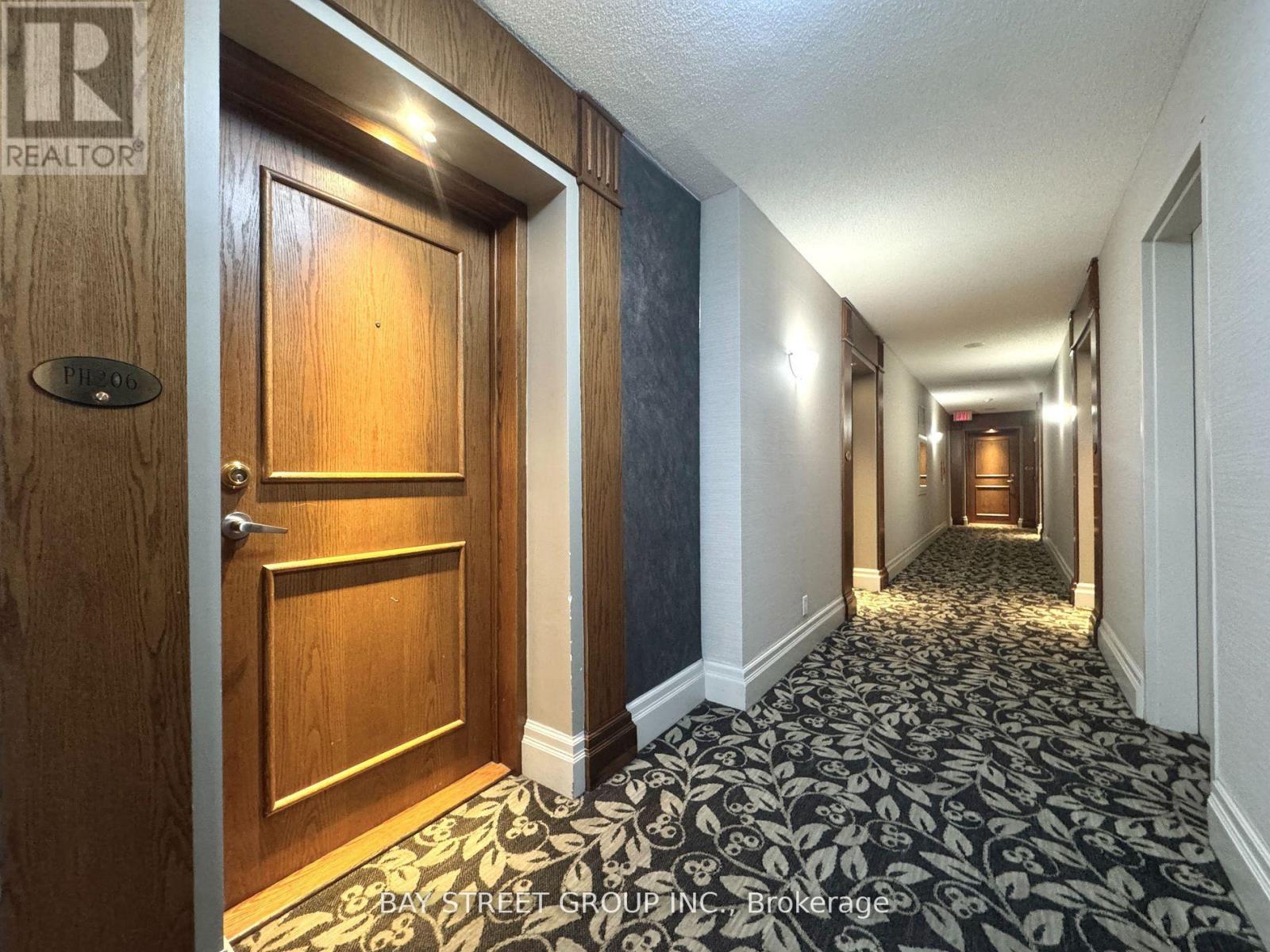 Ph206 - 1 Lee Centre Drive, Toronto, Ontario  M1H 3J2 - Photo 5 - E13223290