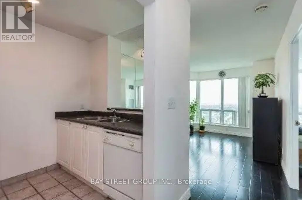 Ph206 - 1 Lee Centre Drive, Toronto, Ontario  M1H 3J2 - Photo 6 - E13223290