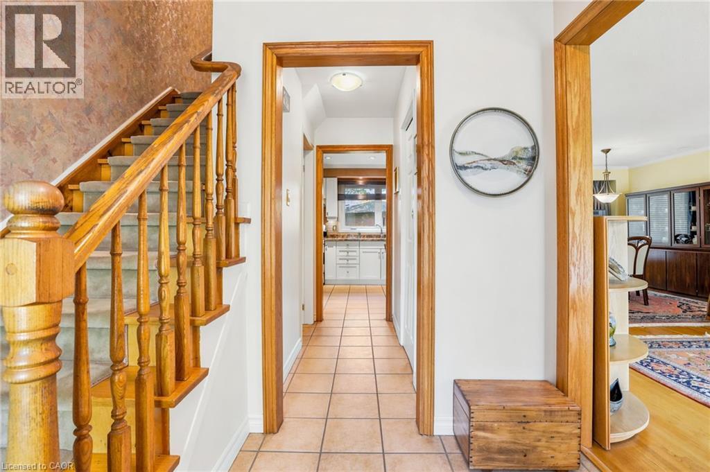 1381 Majestic Drive, Burlington, Ontario  L7M 1G5 - Photo 5 - 40835403