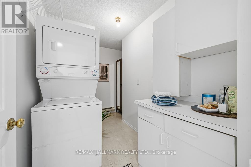 904 - 40 Harding Boulevard W, Richmond Hill, Ontario  L4C 9S5 - Photo 11 - N13223076