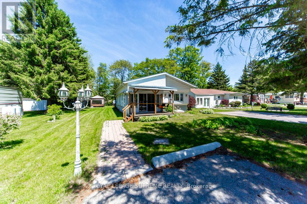 408 - 285 Crydermans Side Road, Georgina, Ontario  L0E 1A0 - Photo 2 - N13223080