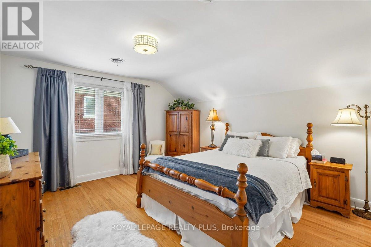 42 Roseview Avenue, Richmond Hill, Ontario  L4C 1C7 - Photo 20 - N13223096