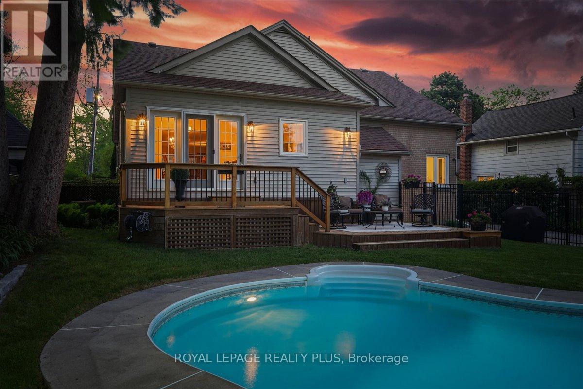42 Roseview Avenue, Richmond Hill, Ontario  L4C 1C7 - Photo 40 - N13223096