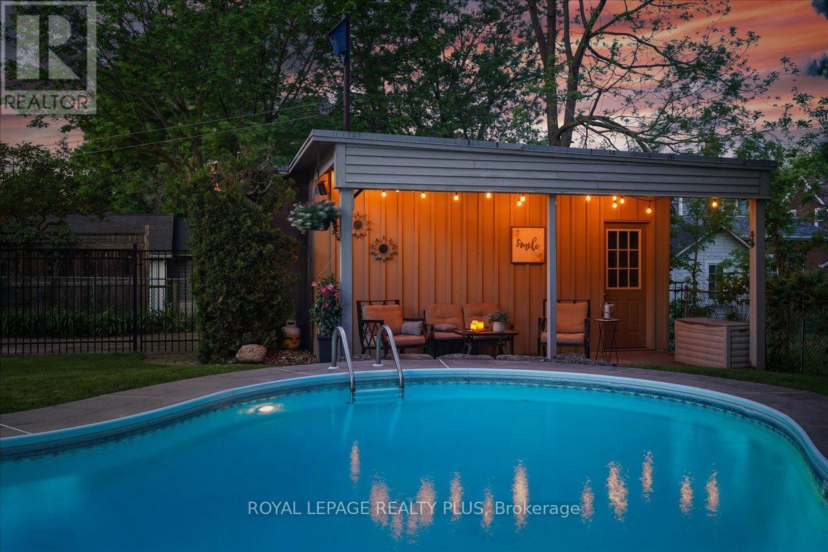 42 Roseview Avenue, Richmond Hill, Ontario  L4C 1C7 - Photo 41 - N13223096