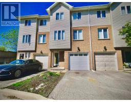 380 RIDDELL COURT, Newmarket, Ontario