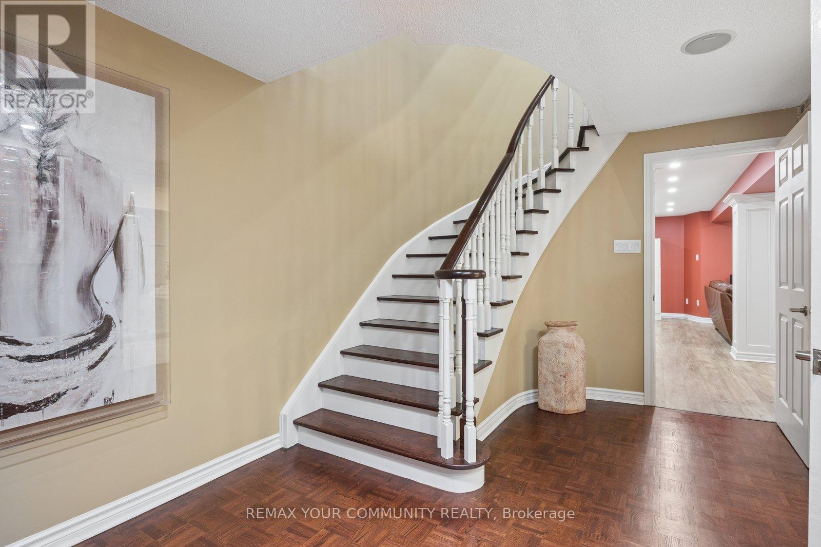 2 Riggs Court, Richmond Hill, Ontario  L4C 9N7 - Photo 43 - N13223174