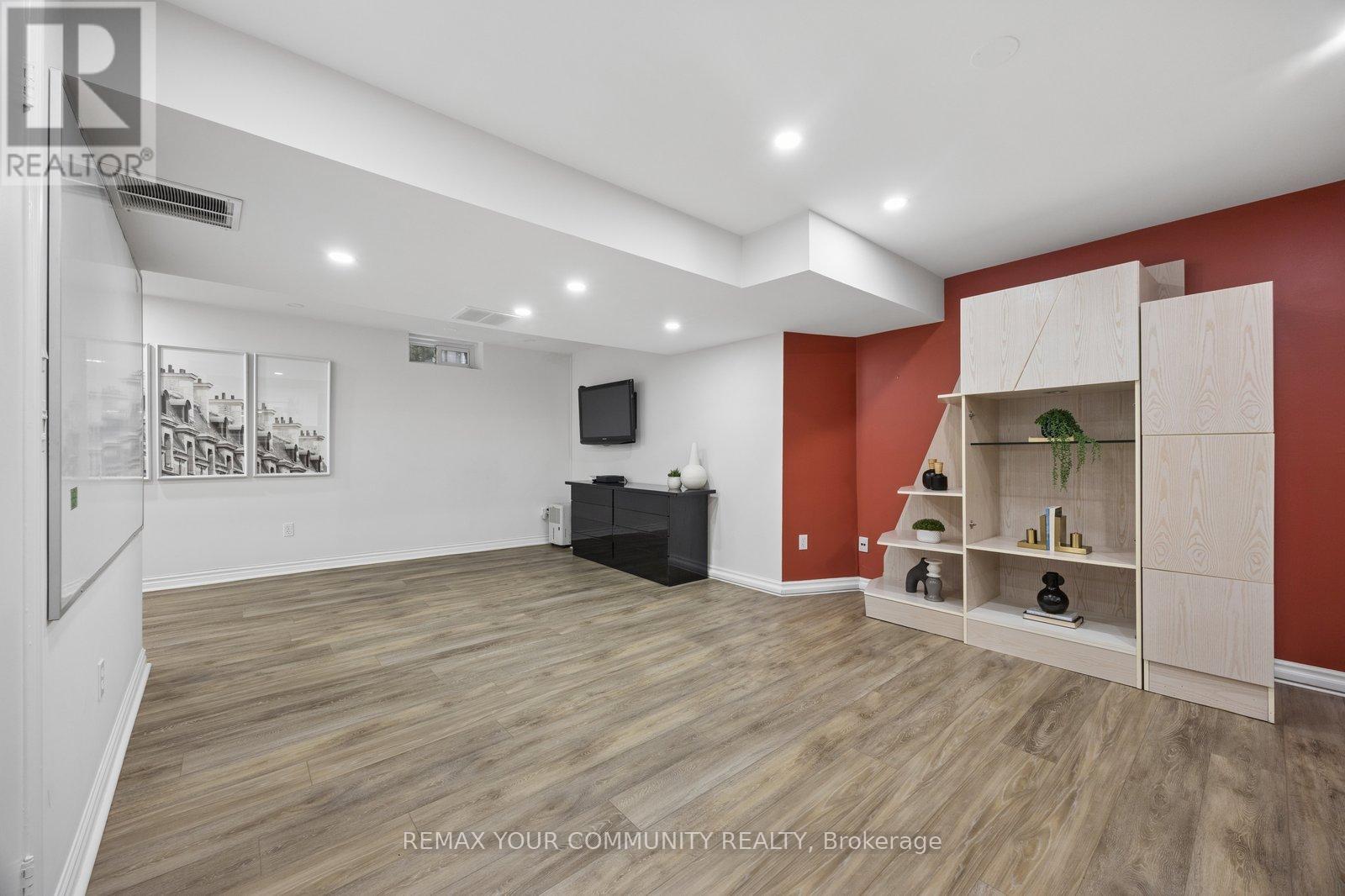 2 Riggs Court, Richmond Hill, Ontario  L4C 9N7 - Photo 44 - N13223174