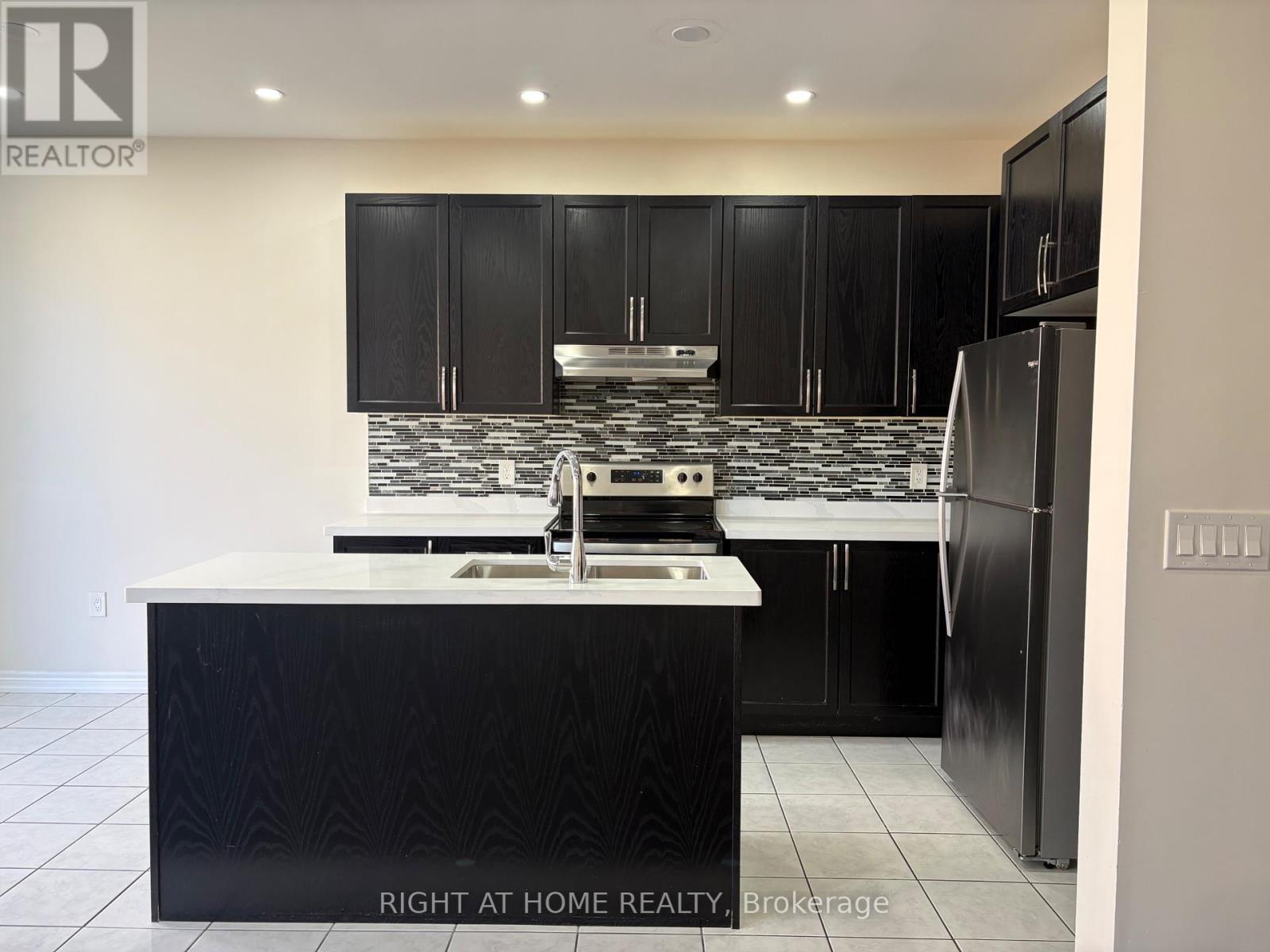 36 Spokanne Street, Brampton, Ontario  L6R 4A2 - Photo 13 - W13011818