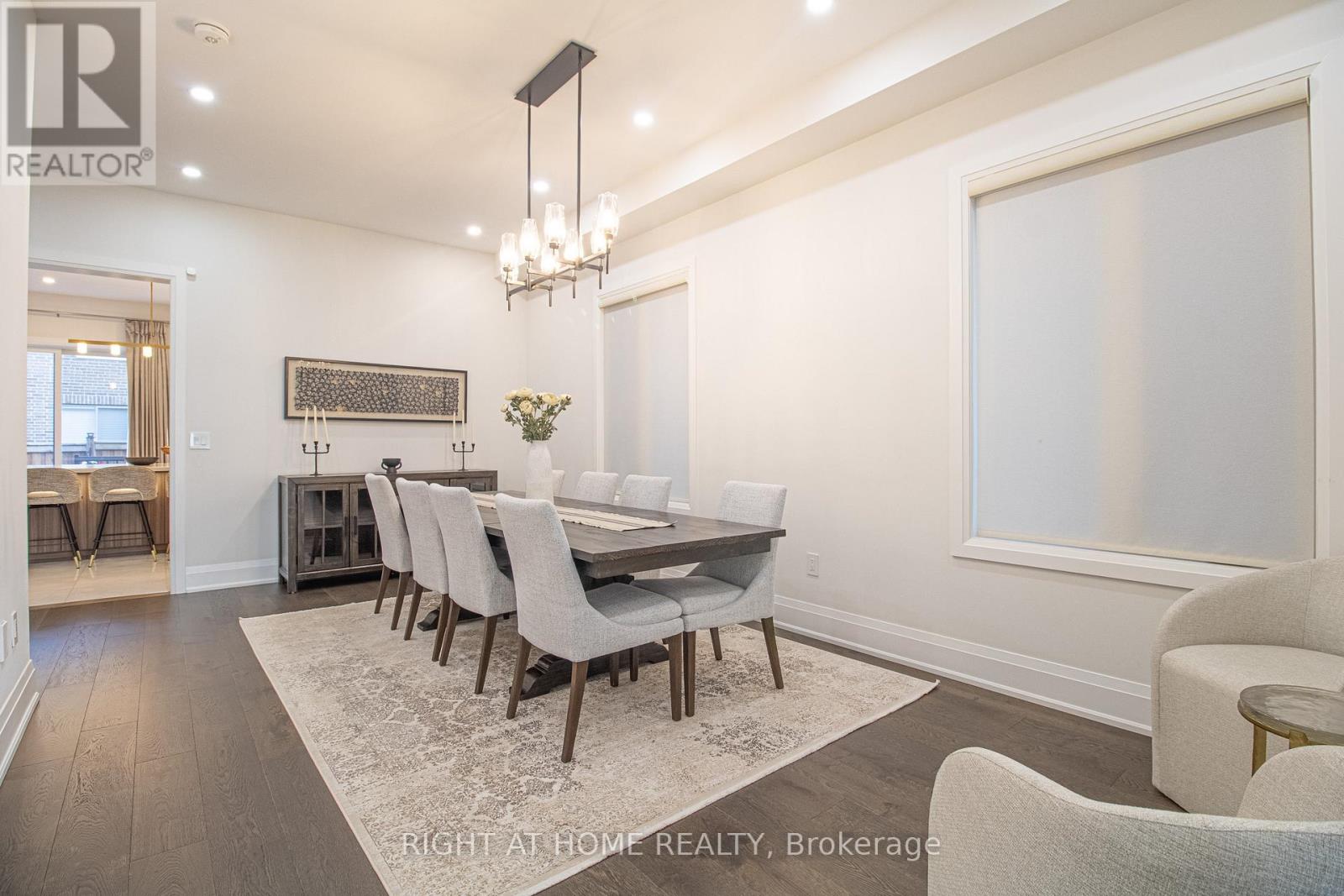 43 Longworth Avenue, Richmond Hill, Ontario  L4E 1J2 - Photo 5 - N13223356