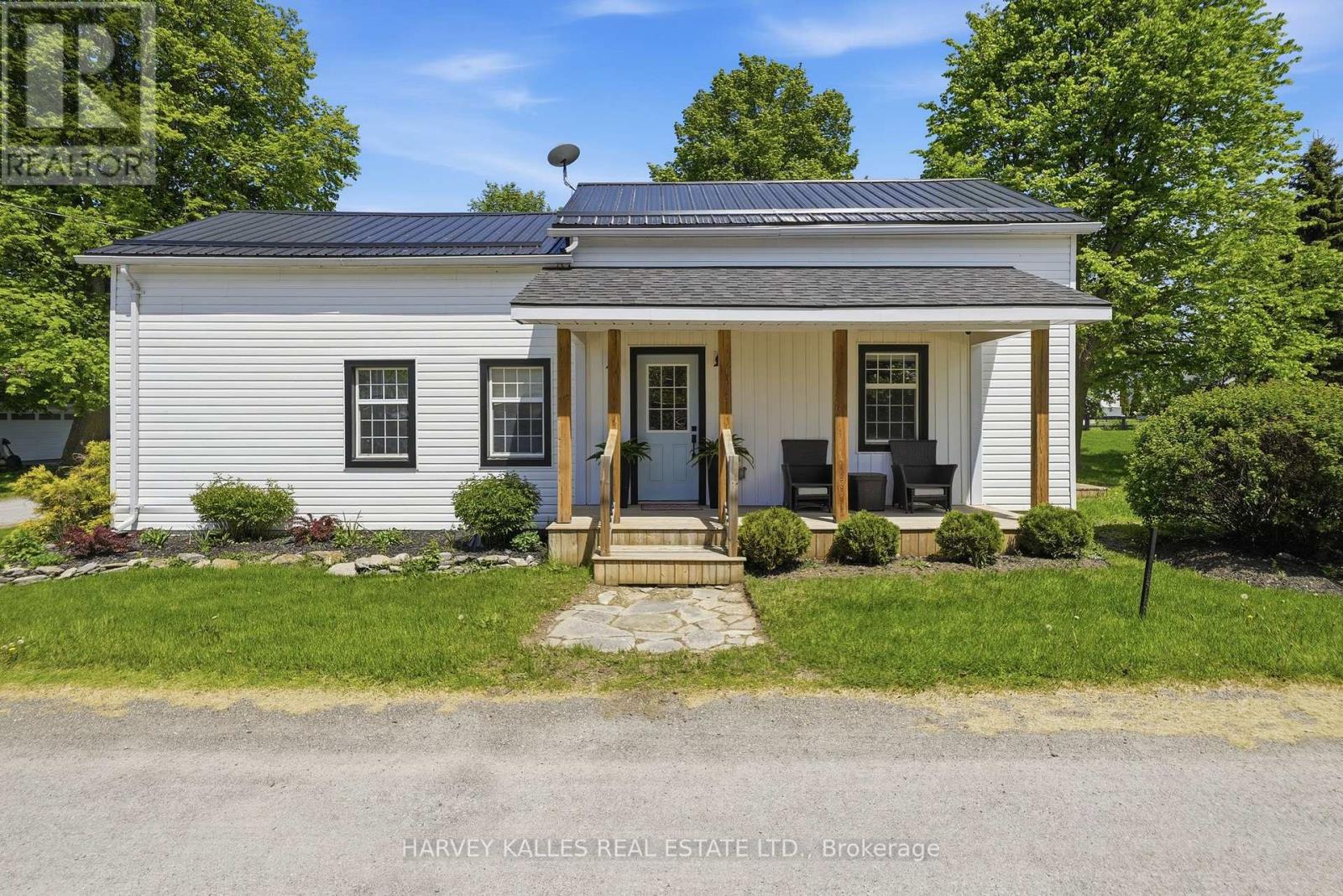 22 Demille Street, Prince Edward County, Ontario  K0K 2T0 - Photo 2 - X12893552
