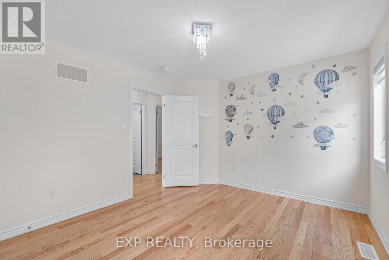 108 Durham Avenue, Barrie, Ontario  L9J 0L8 - Photo 28 - S13223302