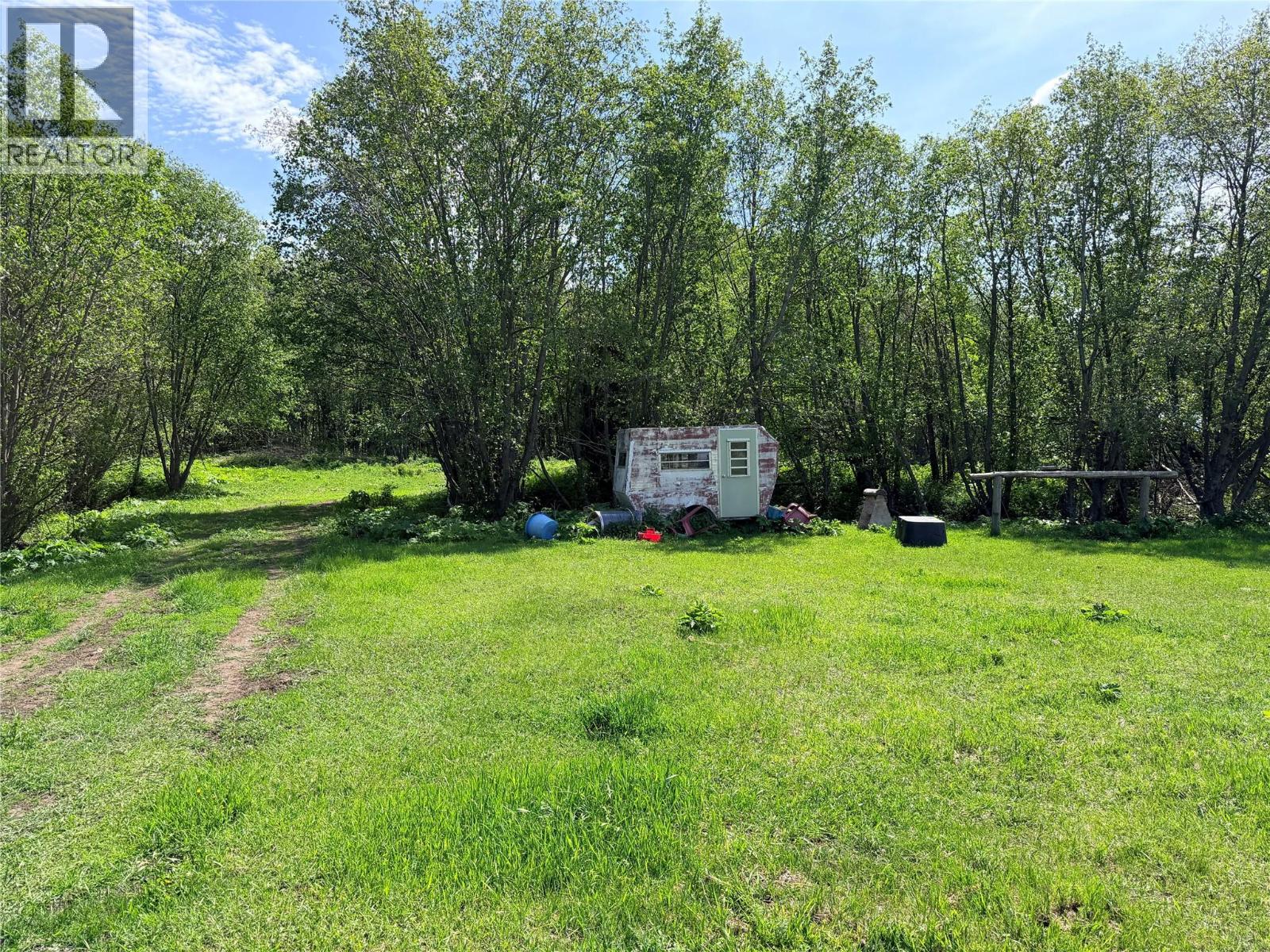 6058 Robbins Range Road, Kamloops, British Columbia  V0E 2M0 - Photo 11 - 10389629