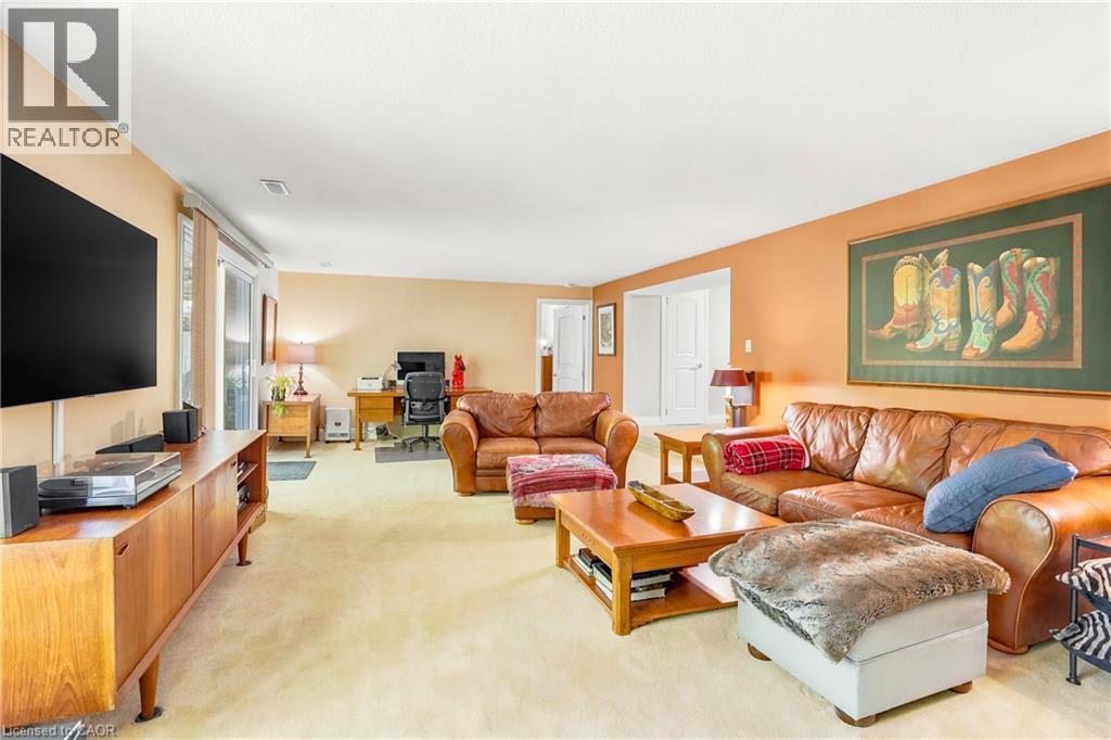 268 Memorial Drive, Brantford, Ontario  N3R 7H6 - Photo 31 - 40835047