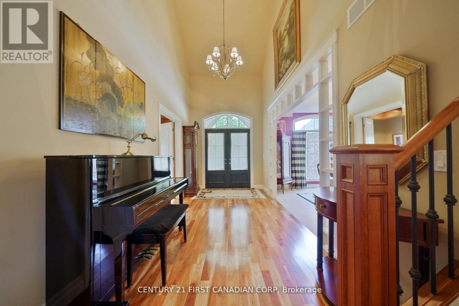 2091 Valleyrun Boulevard, London North, Ontario  N6G 5M7 - Photo 6 - X13223506