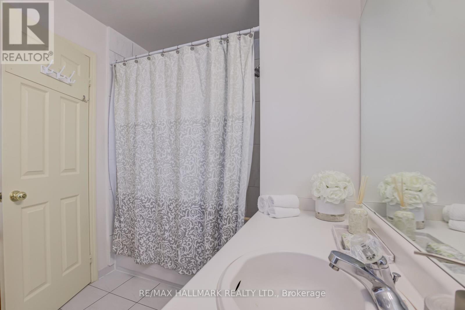 100 Narrow Valley Crescent, Brampton, Ontario  L6R 2M4 - Photo 25 - W13223098