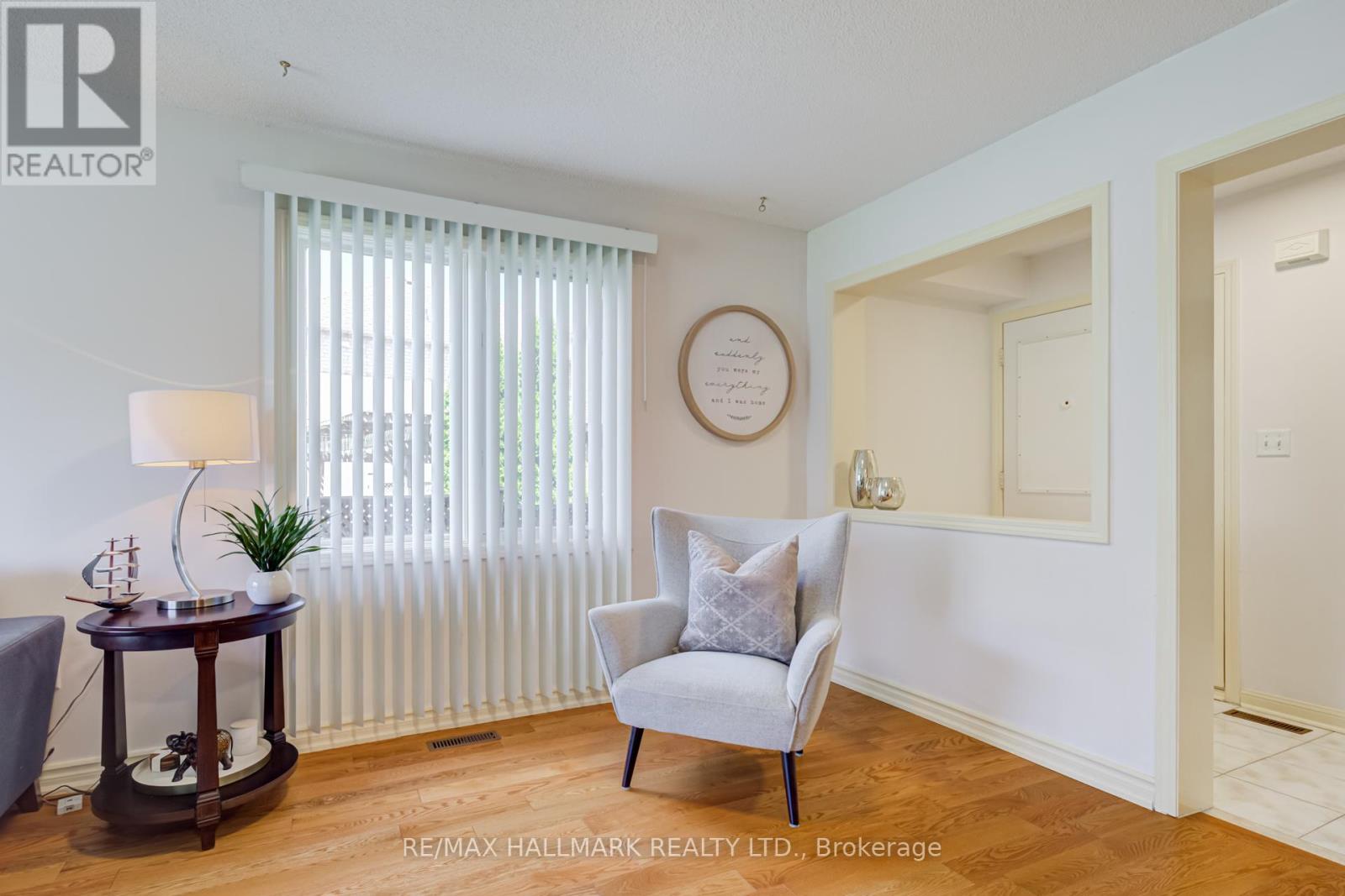 100 Narrow Valley Crescent, Brampton, Ontario  L6R 2M4 - Photo 4 - W13223098