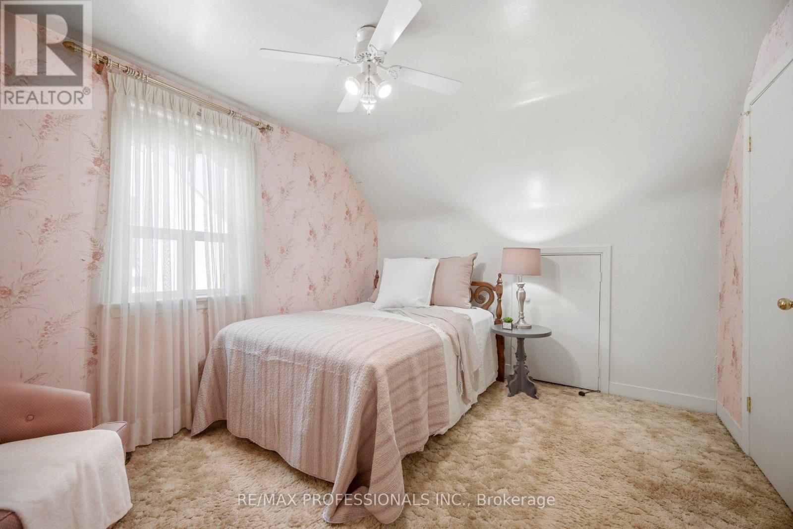 29 Westleigh Crescent, Toronto, Ontario  M8W 3Z6 - Photo 23 - W13223130