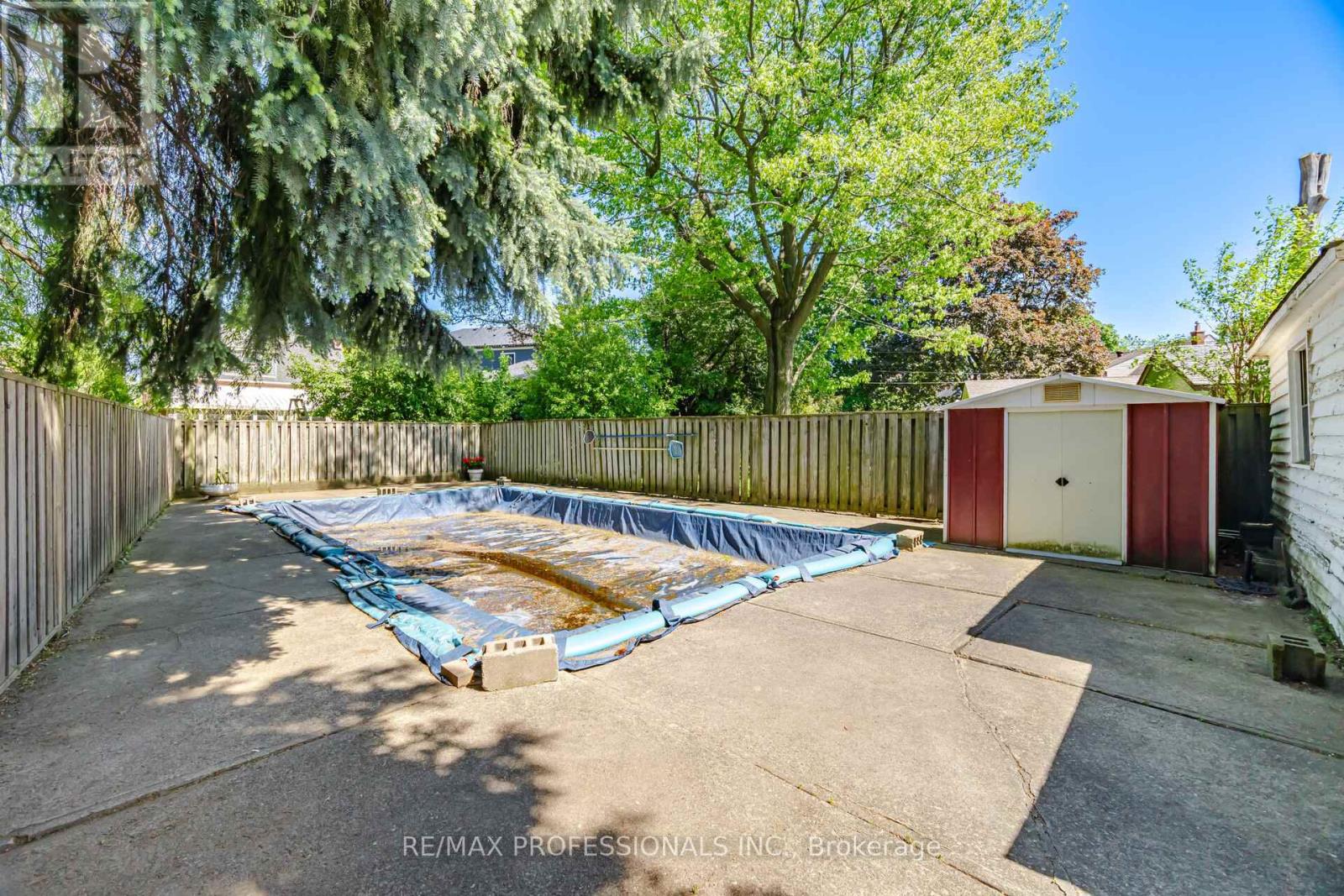 29 Westleigh Crescent, Toronto, Ontario  M8W 3Z6 - Photo 38 - W13223130
