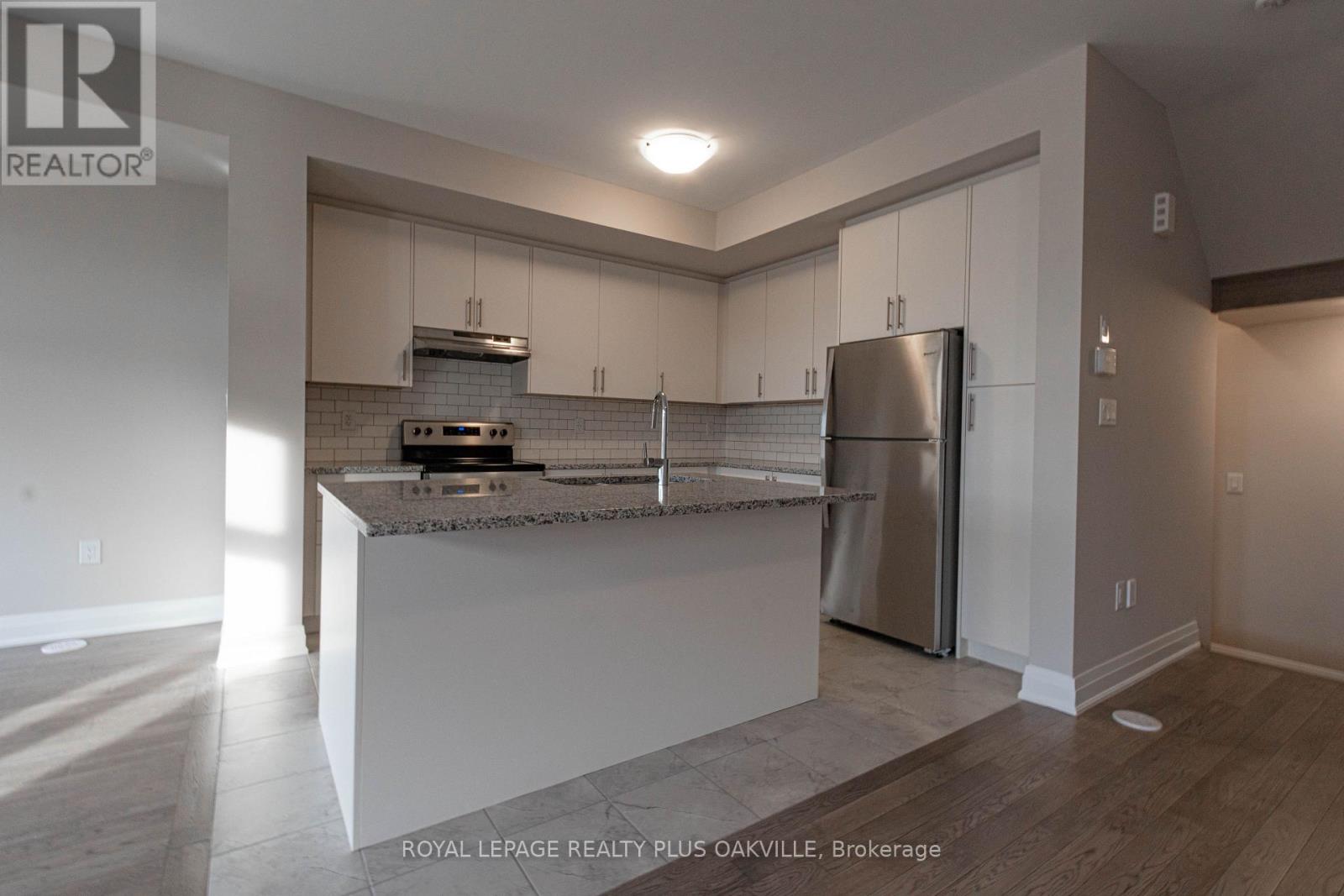 2468 Badger Crescent, Oakville, Ontario  L6M 5M1 - Photo 10 - W13223178