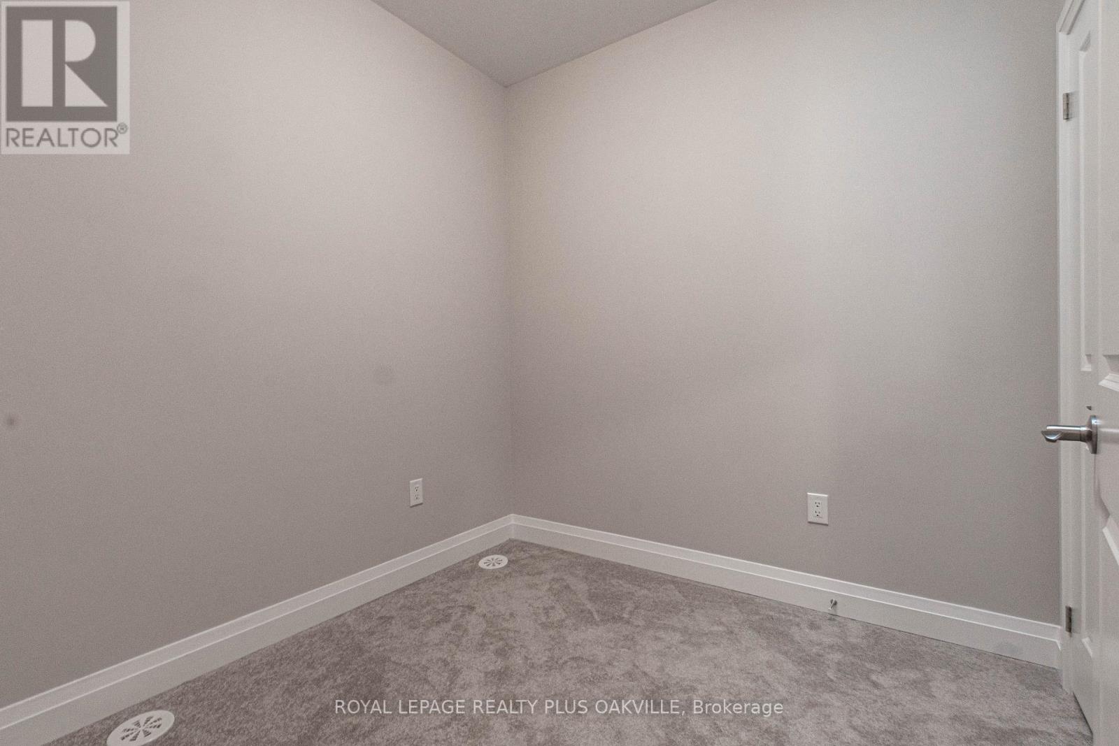 2468 Badger Crescent, Oakville, Ontario  L6M 5M1 - Photo 22 - W13223178