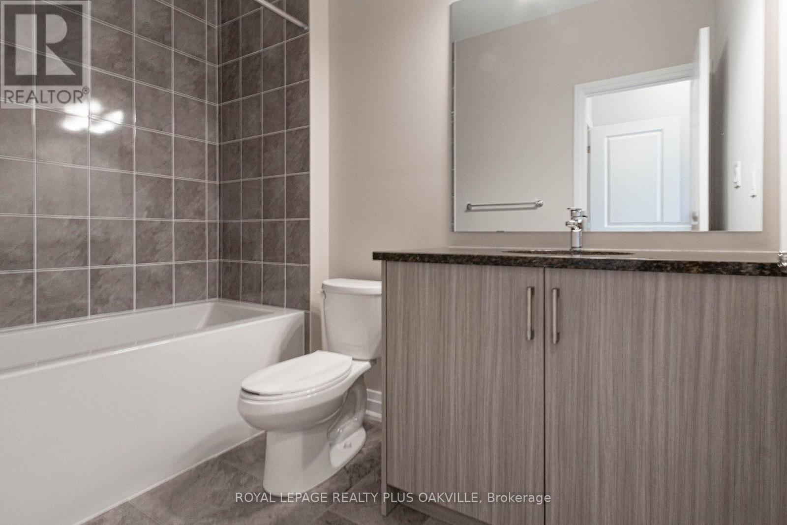 2468 Badger Crescent, Oakville, Ontario  L6M 5M1 - Photo 28 - W13223178