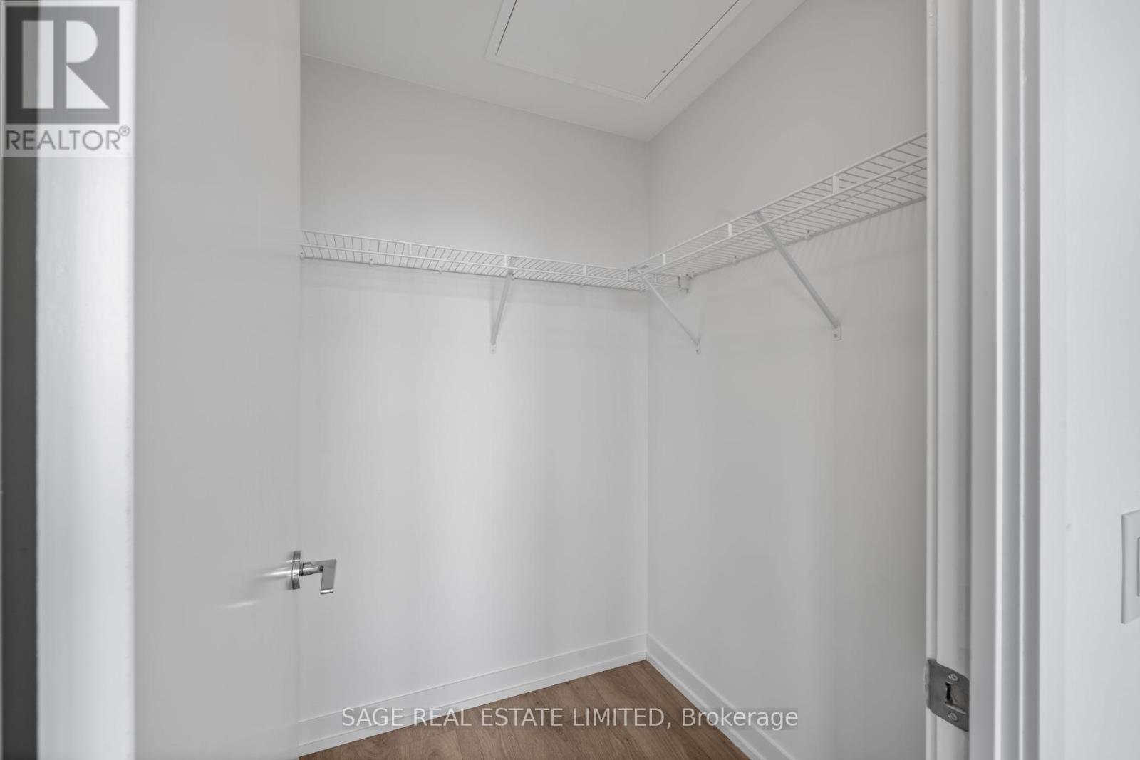 1122 - 270 Dufferin Street, Toronto, Ontario  M6K 0H8 - Photo 11 - W13223188