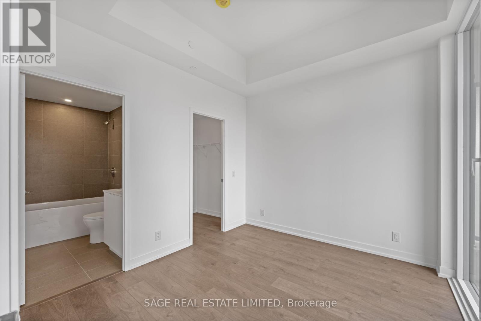 1122 - 270 Dufferin Street, Toronto, Ontario  M6K 0H8 - Photo 8 - W13223188